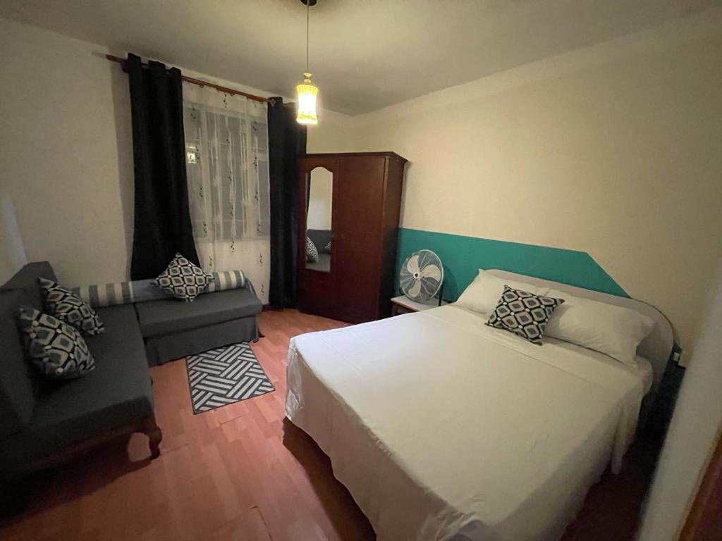 Pereyber 2 Room Appartment Pereybere Beach Esterno foto
