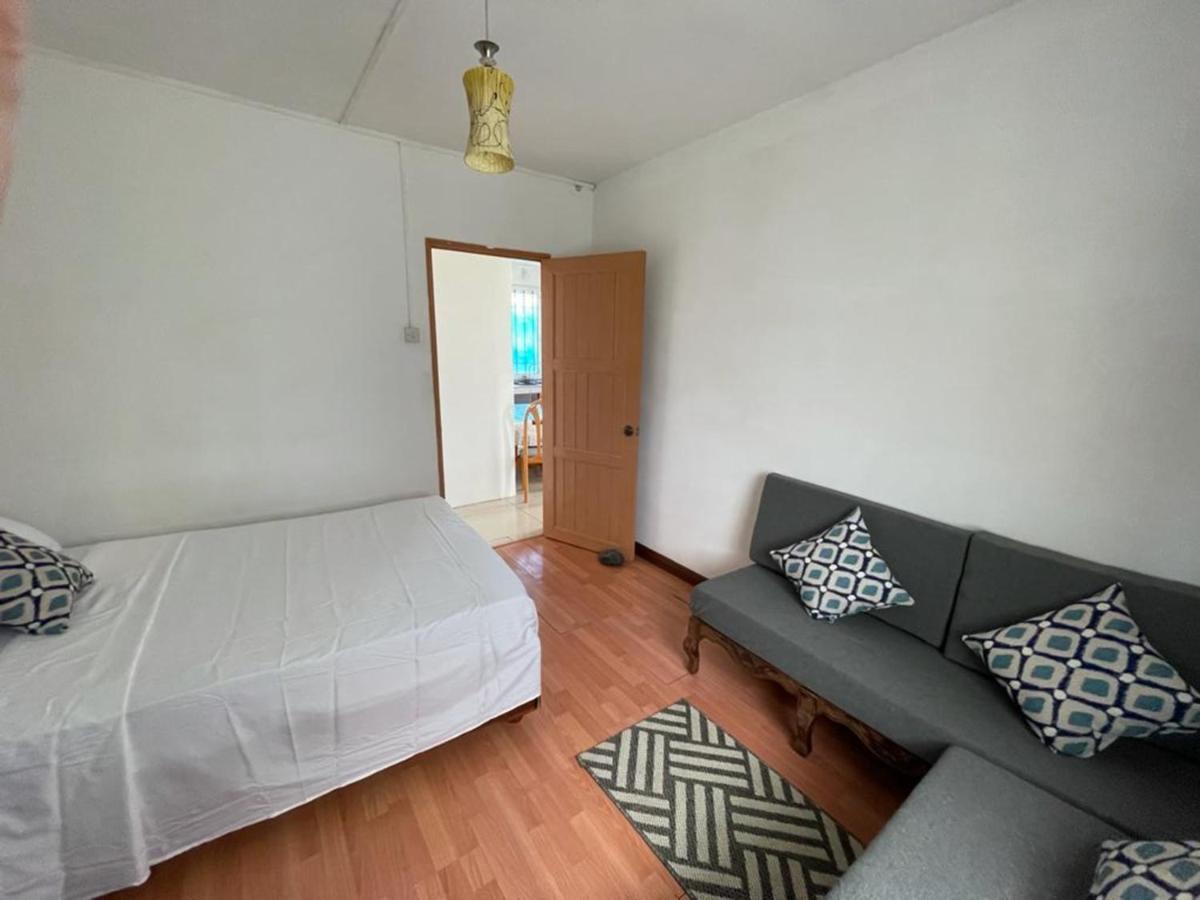 Pereyber 2 Room Appartment Pereybere Beach Esterno foto