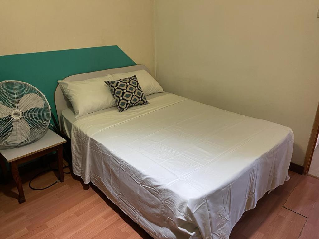 Pereyber 2 Room Appartment Pereybere Beach Esterno foto